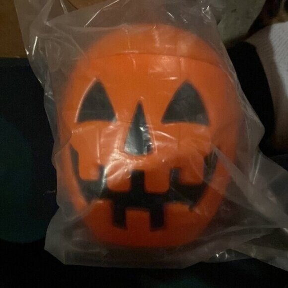 Halloween Jack-O-Lantern Cup - Picture 2 of 2